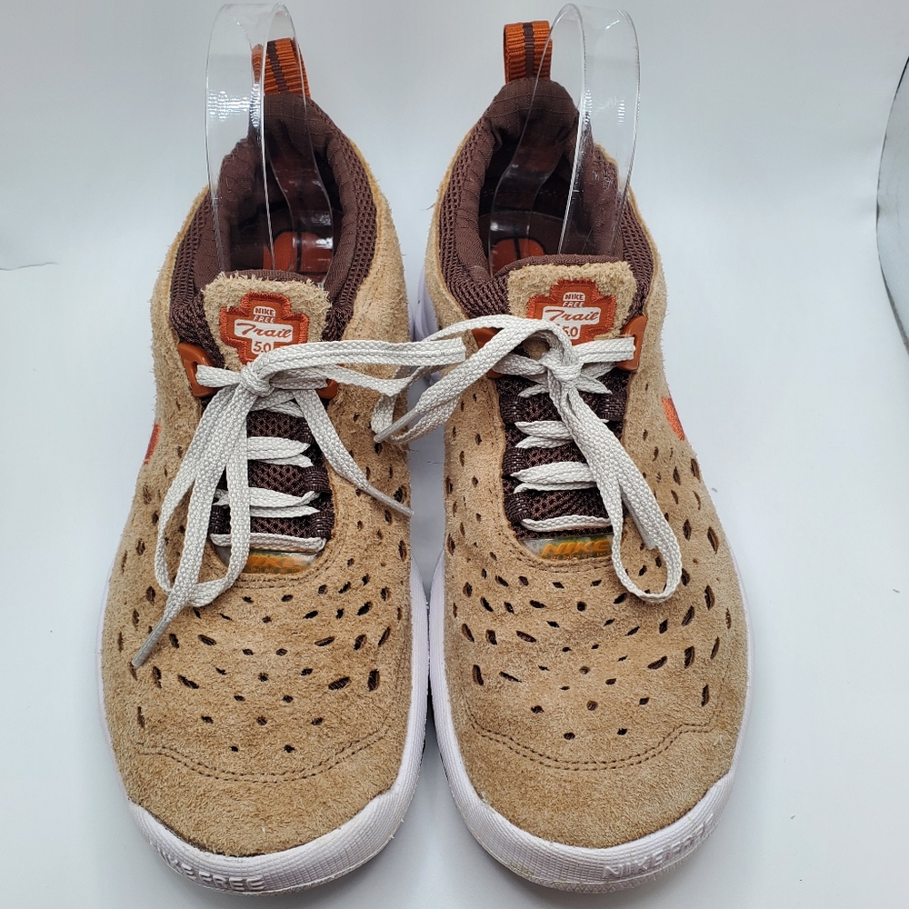 Men’s Sneakers Size 9.5 Nike Free Run Trail Dark Driftwood/Dark Russet CW5814200